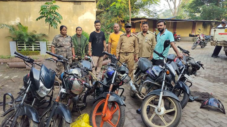 Giridih News: कोयला तस्करों के खिलाफ चला छापेमारी अभियान