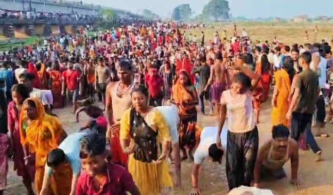 तांत्रिक विधि से होती मां परसंडा की पूजा, लगता है छप्पन भोग