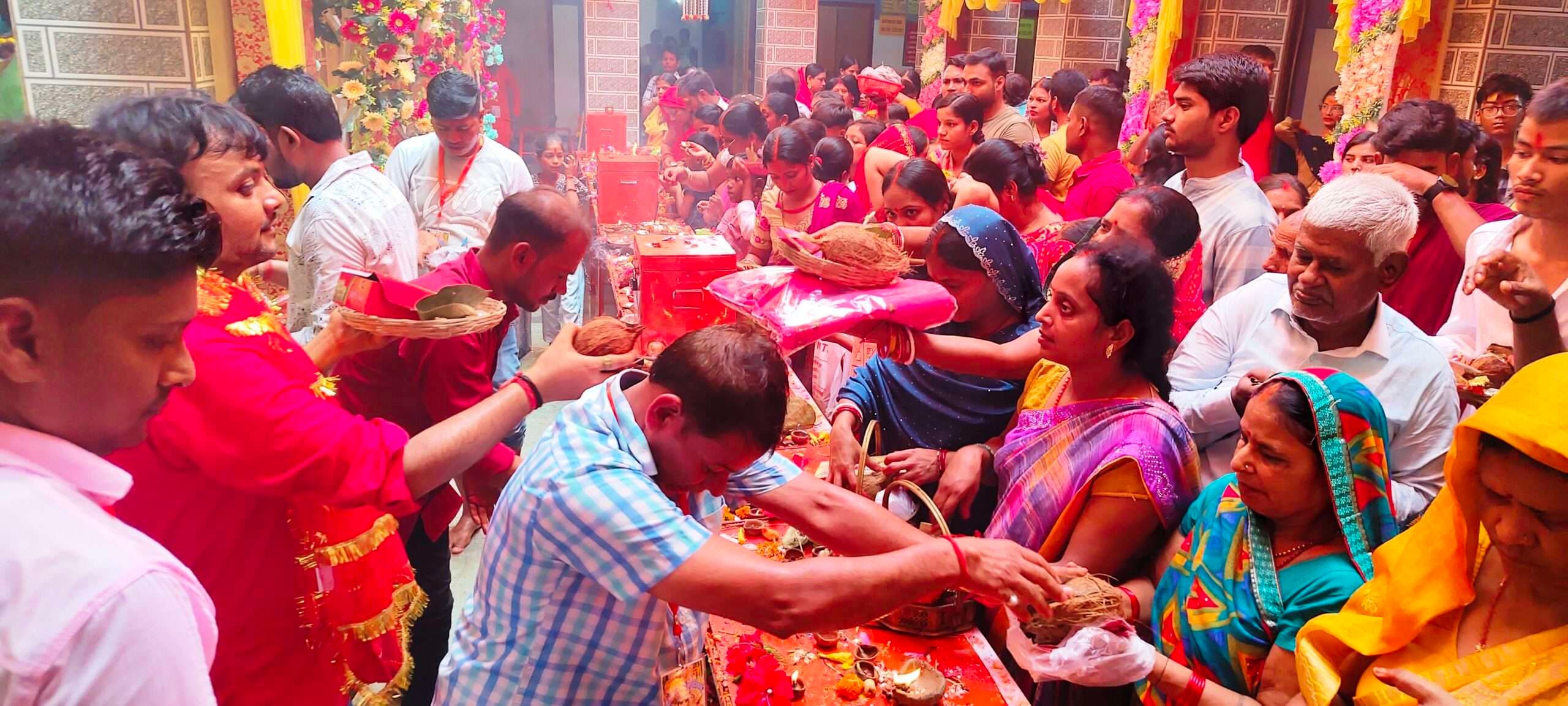 Aurangabad News : गूंज रही मंत्रोच्चार और शंखध्वनि की आवाजें