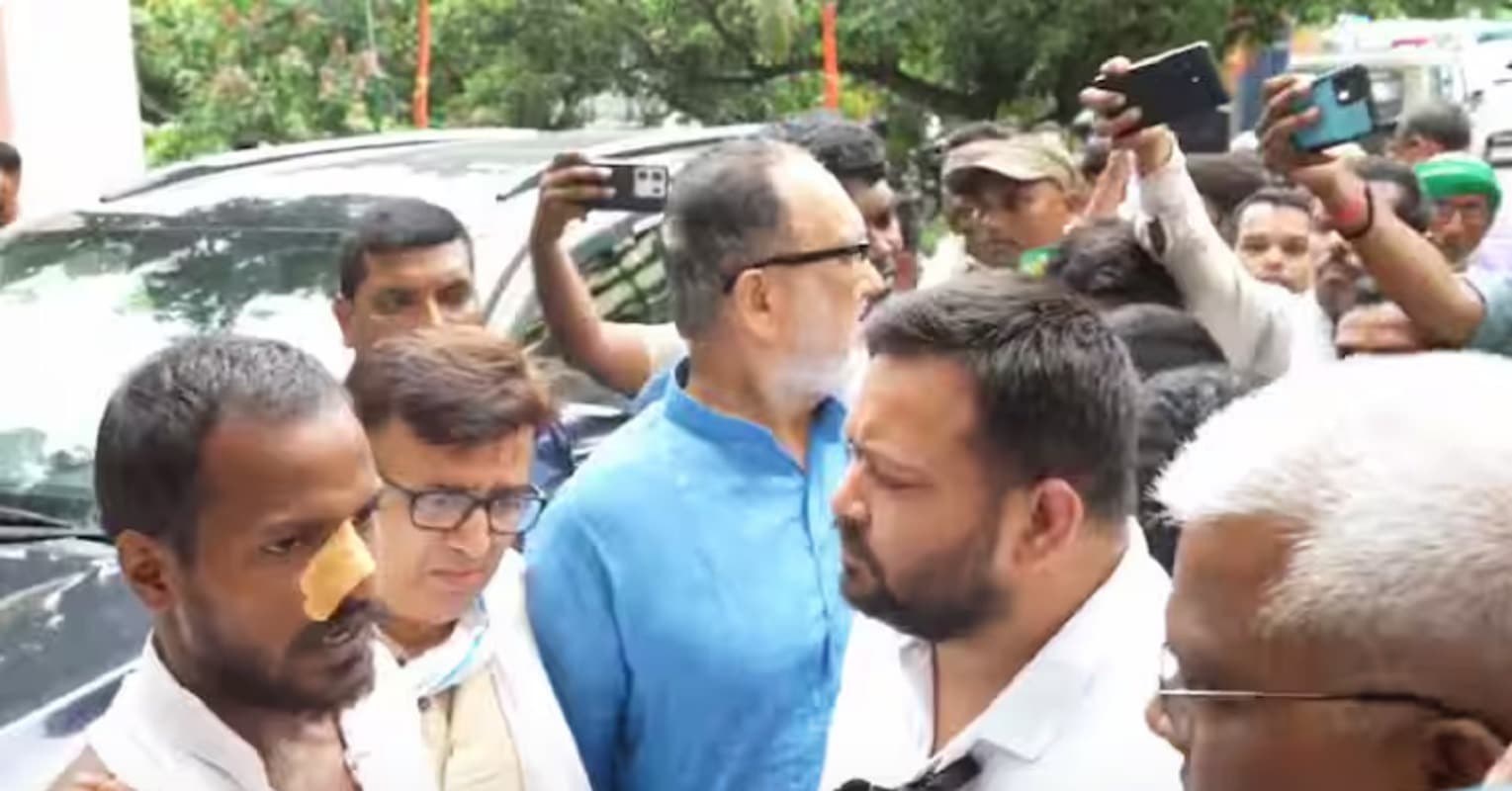 Bihar Politics: दरभंगा में पत्रकार की पिटाई से गुस्से में हैं तेजस्वी यादव, नीतीश कुमार के इस मंत्री की चाहते हैं गिरफ्तारी