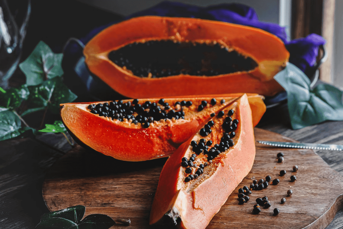 Papaya for Skin: पपीता है ब्यूटी बूस्टर झुर्रियों से लेकर पिंपल्स तक करता है कमाल