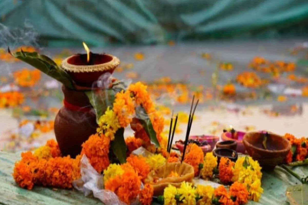 Jitiya Vrat 2025: संतान की हर समस्या को करना है दूर, तो जितिया के दिन जरूर करें ये अचूक उपाय