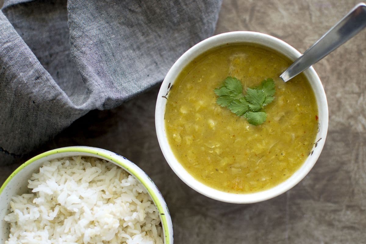 Nepali Dal Bhaat Recipe: नेपाल का स्वाद अब पाएं घर पर, मिनटों में करें इसे तैयार  