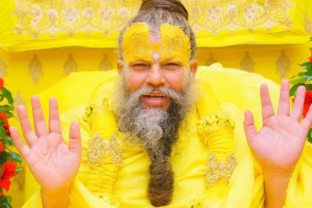 Premanand Ji Maharaj: पूजा करते समय न करें ये गलती, प्रेमानंदजी ने बताया भगवान की पूजा का सही तरीका