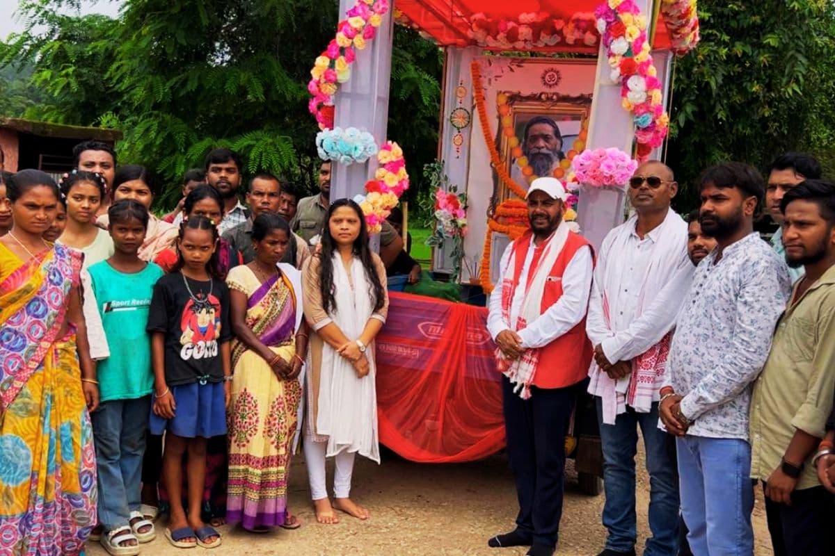 शिबू सोरेन को भारत रत्न देने की मांग बना जनांदोलन, दूसरे दिन गोला से रांची की ओर बढ़ी पदयात्रा