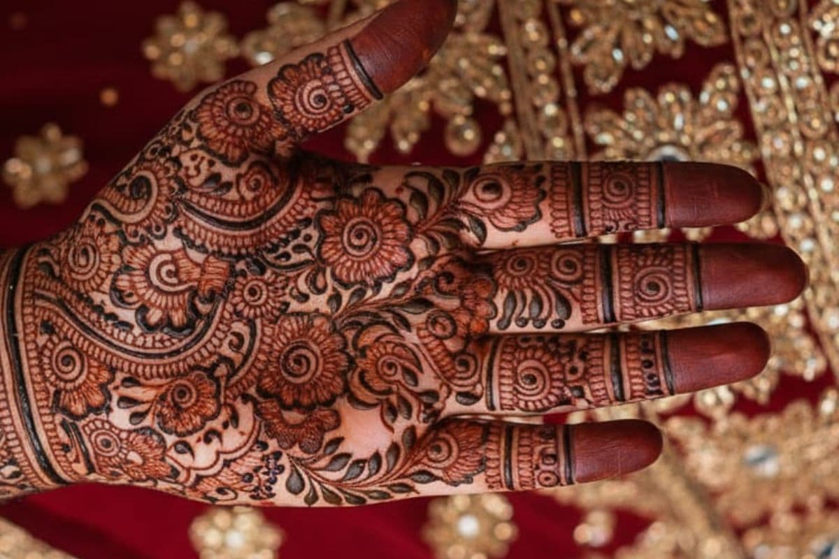 traditional mehndi design