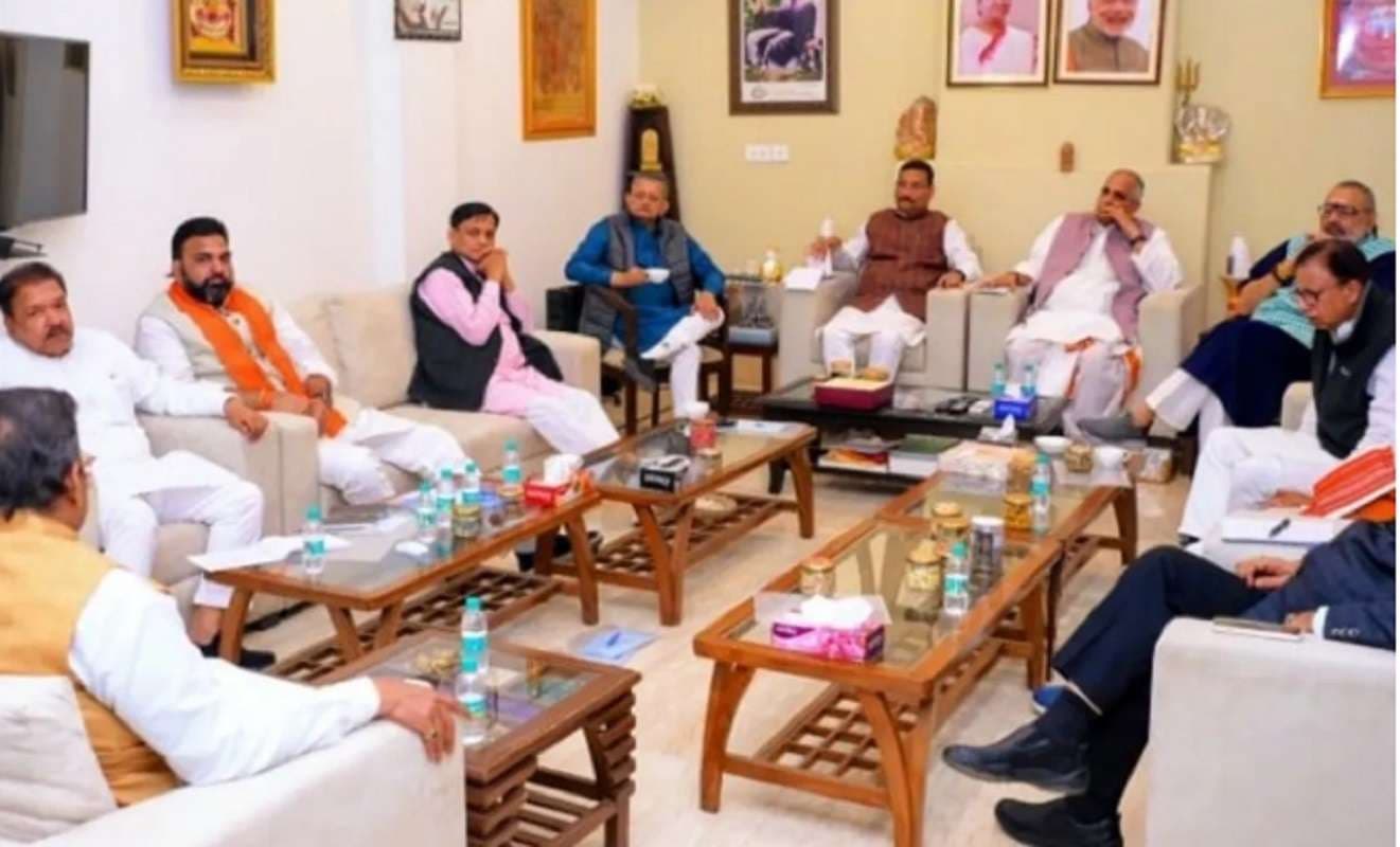 Bihar Election 2025: BJP कोर ग्रुप की 8 घंटे चली बैठक में आधे नाम ही फाइनल, मांझी और कुशवाहा पर फैसला आज