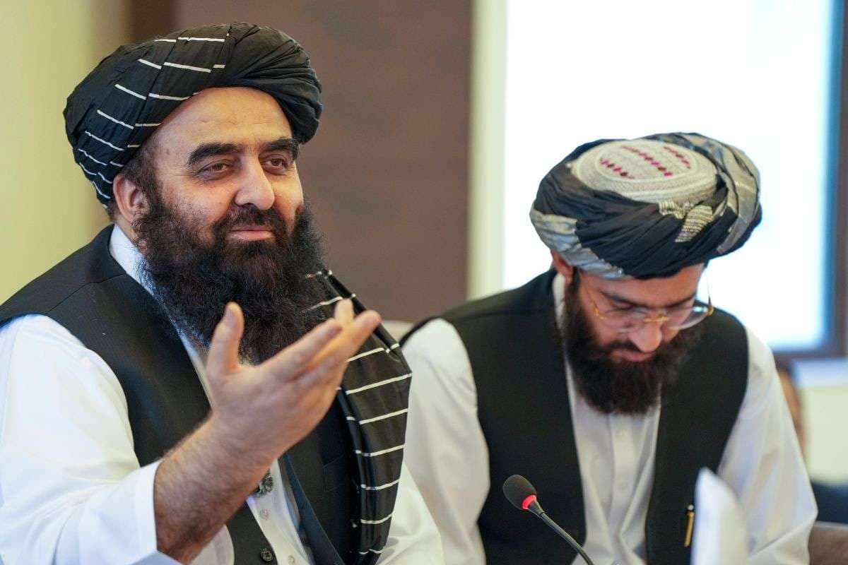 Afghanistan Pakistan War: अगर पाकिस्तान शांति नहीं चाहता, तो अफगानिस्तान के पास दूसरे विकल्प भी हैं- मुत्तकी ने दी चेतावनी