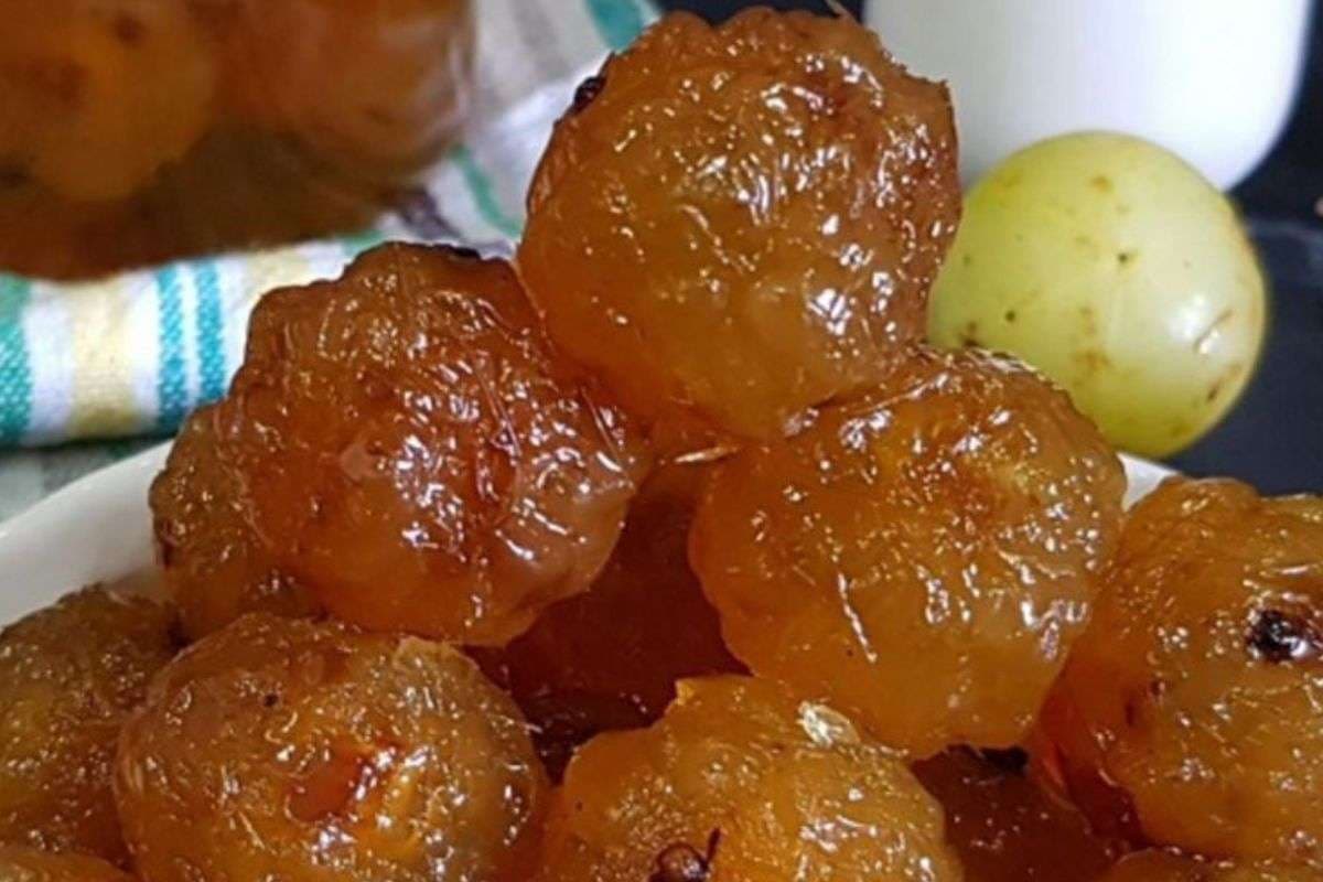 Amla Murabba Recipe: इम्यूनिटी के लिए वरदान है आंवला मुरब्बा, जानें बनाने की आसान विधि और 5 बड़े फायदे