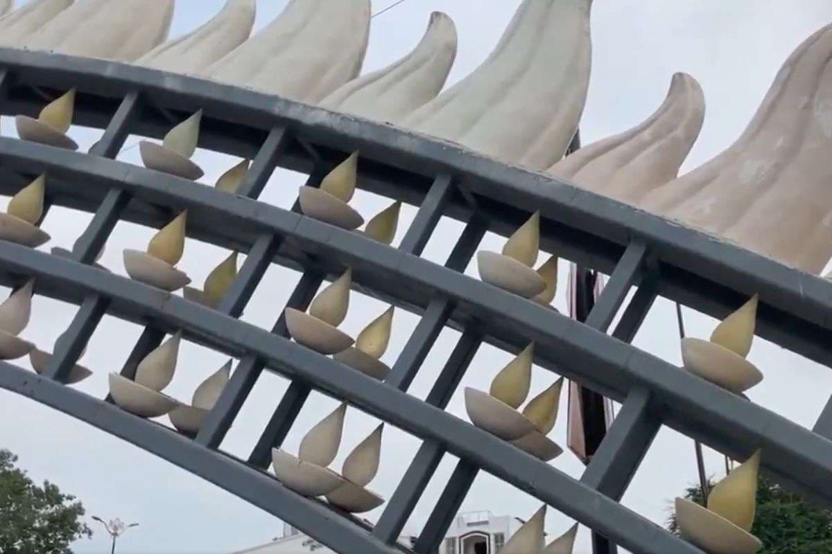 Ayodhya Deepotsav 2025: दीपोत्सव में रोशन होगा अयोध्या, 56 घाटों पर जगमगाएंगे लाखों दीप, 30 हजार वालंटियर तैनात