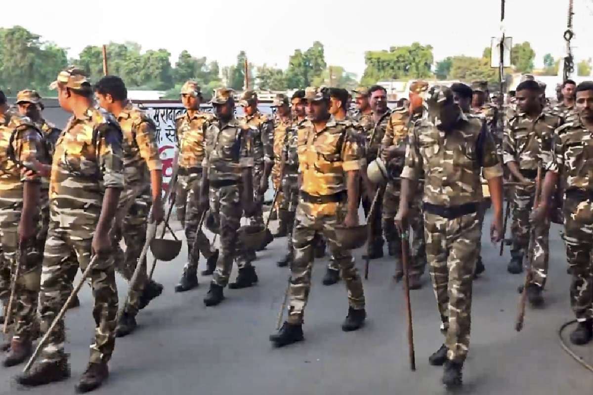 Bareilly violence : बरेली के चप्पे–चप्पे पर नजर, इंटरनेट सेवा बंद, ड्रोन से निगरानी