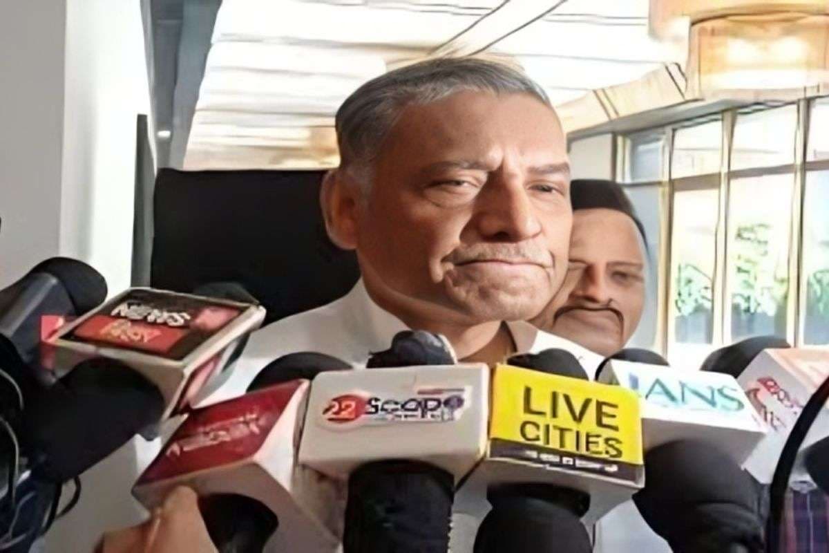 Bihar Chunav 2025: सीट शेयरिंग का मसला जल्द सुलझेगा, महागठबंधन पूरी तरह तैयार — सांसद अखिलेश सिंह का बयान