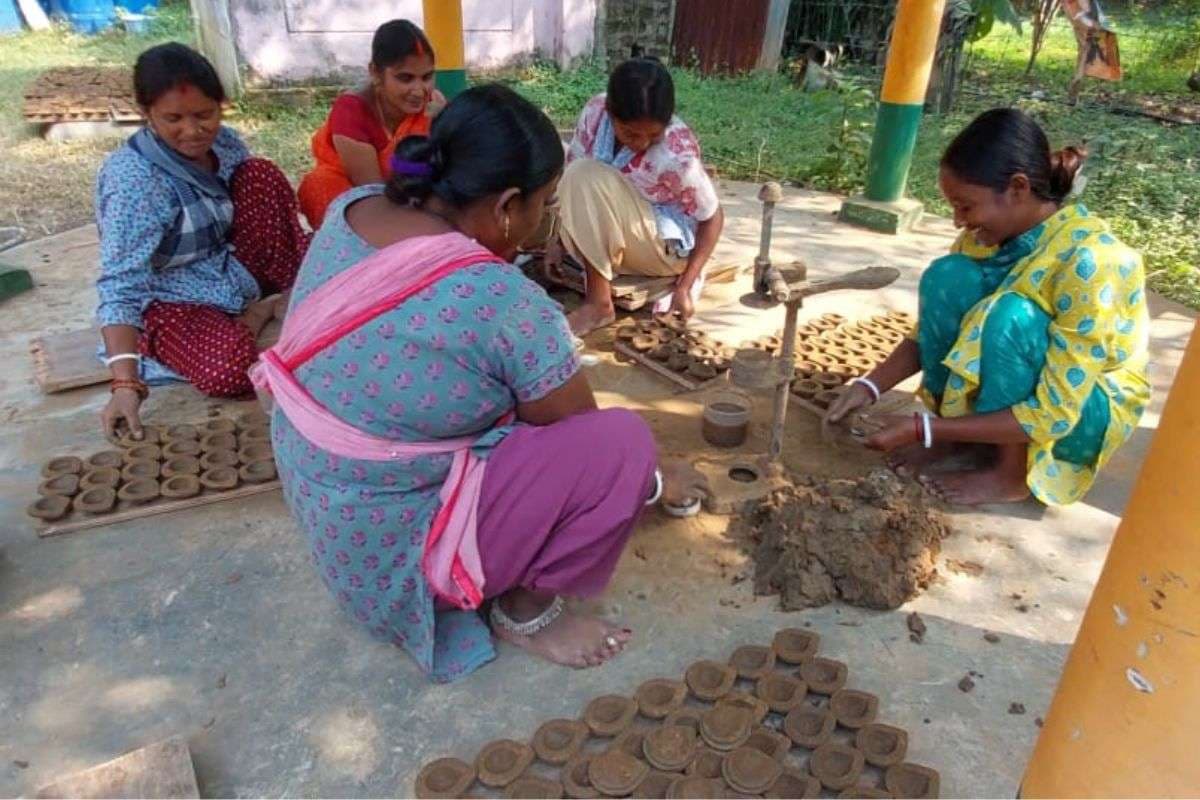 Eco-friendly-diyas