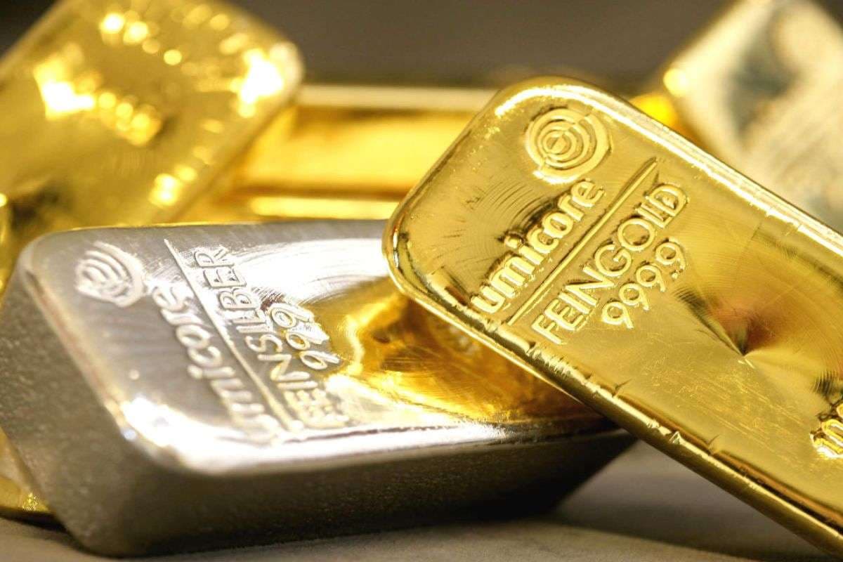 Gold Silver Price Today : देशभर में फिर गिरे सोने-चांदी के दाम, जानिये आज आपके शहर के ज्वेलरी मार्केट में कीमत