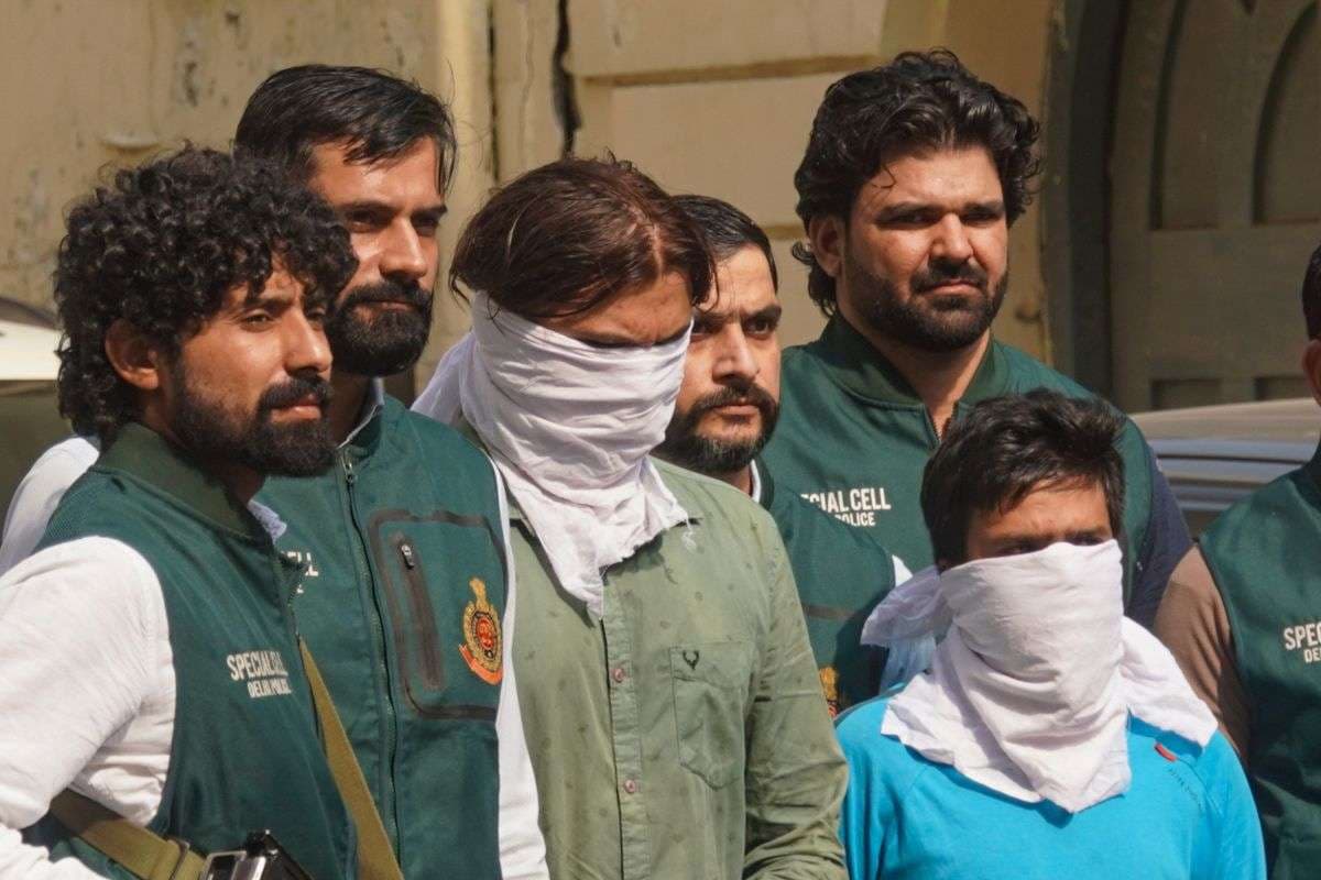 Delhi Terror Conspiracy Case: दिल्ली को दहलाने की साजिश नाकाम, ISIS के दो आतंकवादी गिरफ्तार; घर से विस्फोटक बरामद