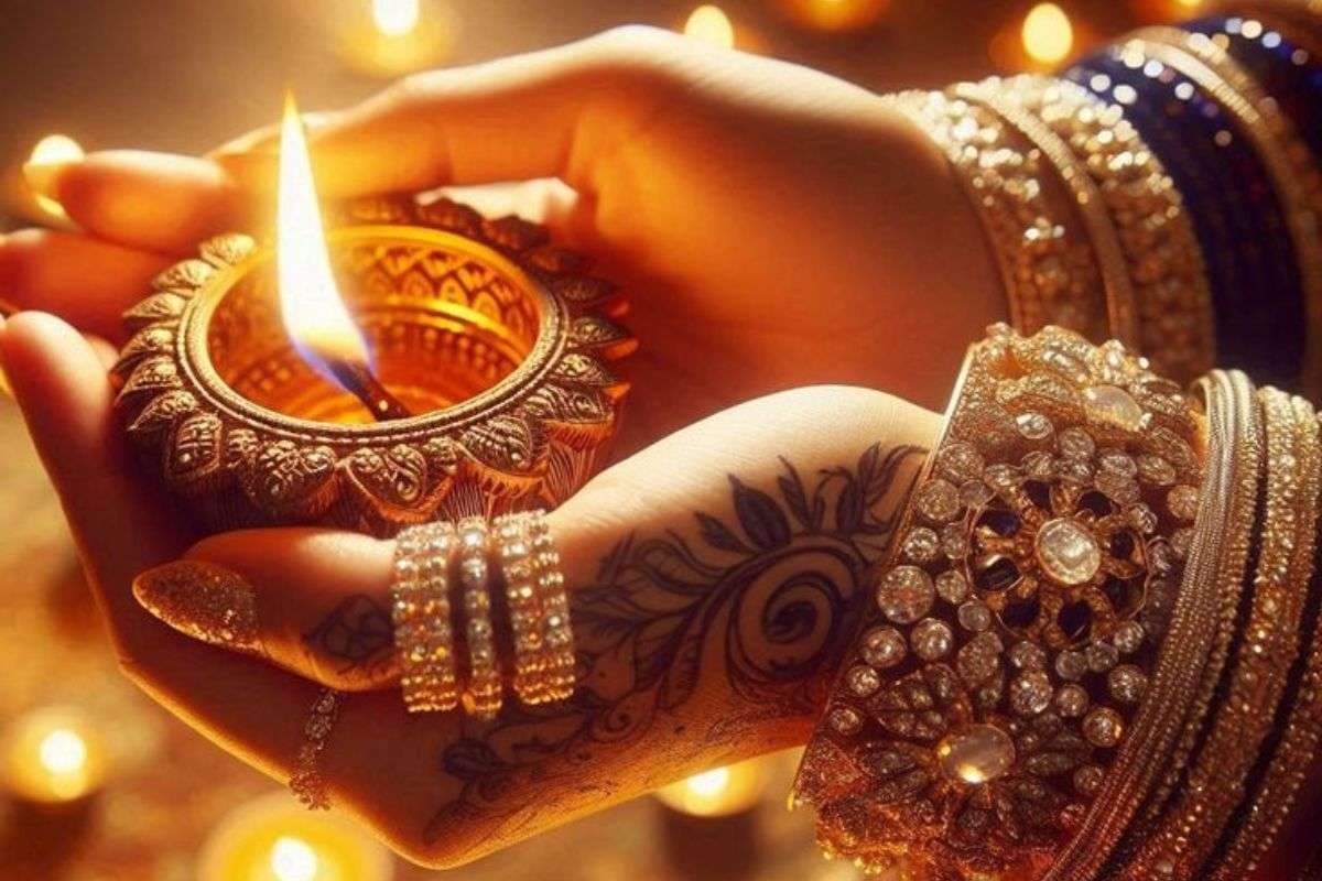 Karwa Chauth Diyas Design: करवा चौथ पर ऐसे सजाएं अपना दीया,मिलेगा अखंड सौभाग्य