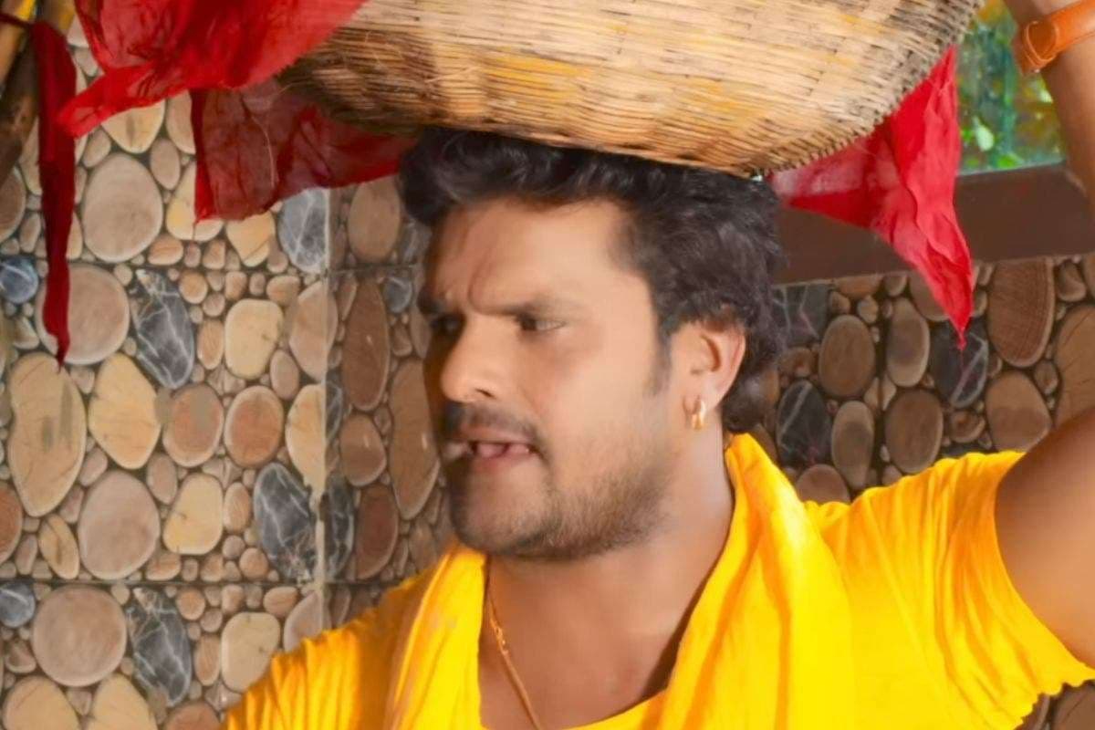 Khesari Lal Yadav Chhath Geet List: सोशल मीडिया पर बवाल मचा रहे खेसारी लाल यादव के ये गीत, छठ पूजा में लगेगा मस्ती और भक्ति का तड़का