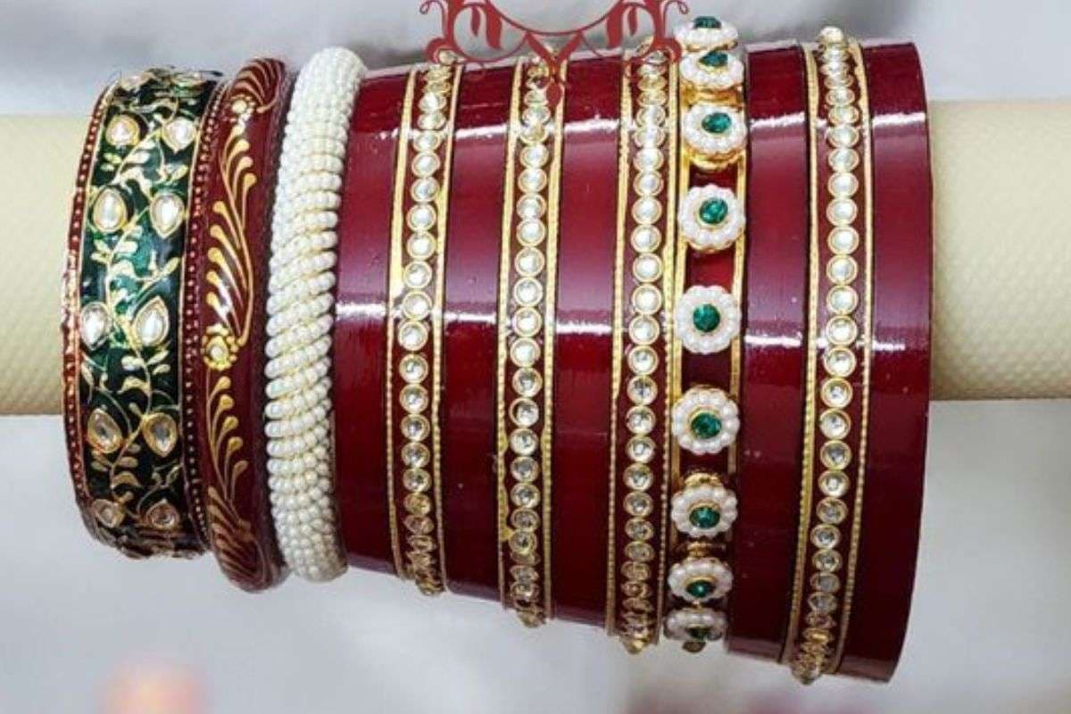 Latest Bridal Chura Designs:दुल्हनों के लिए ट्रेंड में हैं ये न्यू और स्टाइलिश चूड़ा डिजाइन Latest Bridal Chura Designs:दुल्हनों के लिए ट्रेंड में हैं ये न्यू और स्टाइलिश चूड़ा डिजाइन
