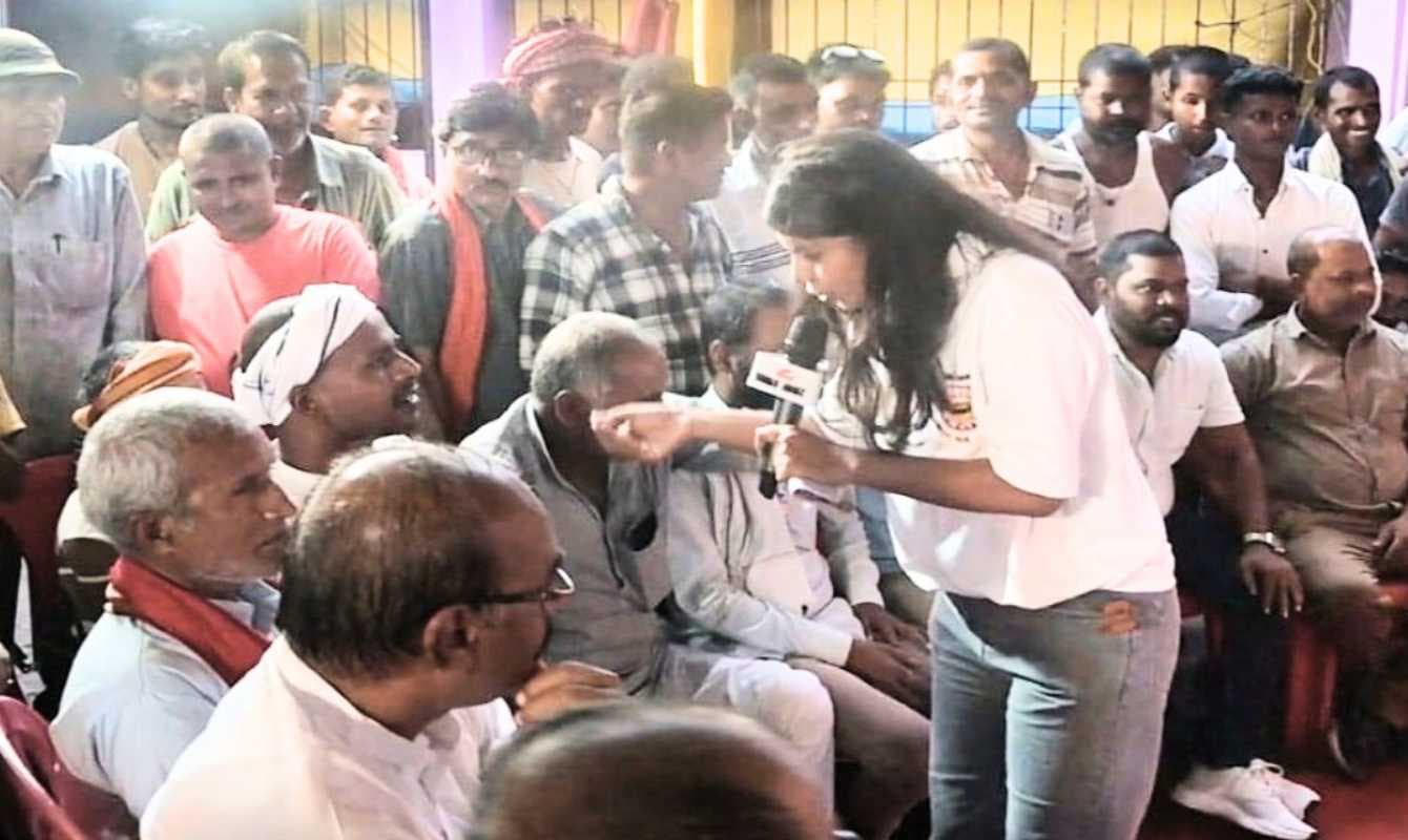 Bihar Election Express: फतुहा में लालू नीतीश नहीं स्थानीय मुद्दों पर हो रही बात, चौपाल में चूहे पर मचा बवाल
