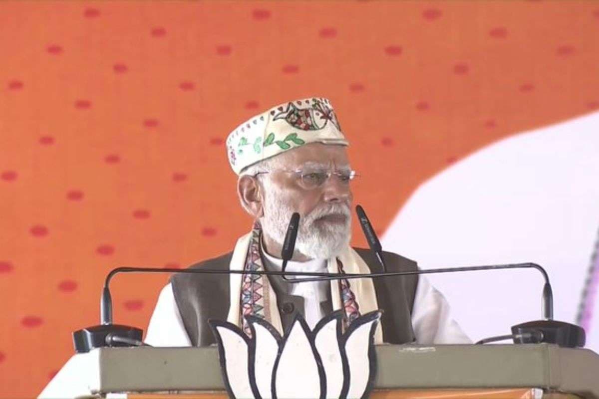 'जिनके प्रचार में छर्रा-कट्टा और दोनाली है, वे फिर लाना चाहते हैं जंगलराज', मोदी ने विपक्ष पर ऐसे साधा निशाना