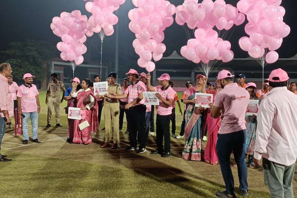 पटना: ऊर्जा स्टेडियम में हुआ “सवेरा पिंक कप” का आयोजन, ICC की पूर्व खिलाड़ी और सिटी एसपी हुईं शामिल