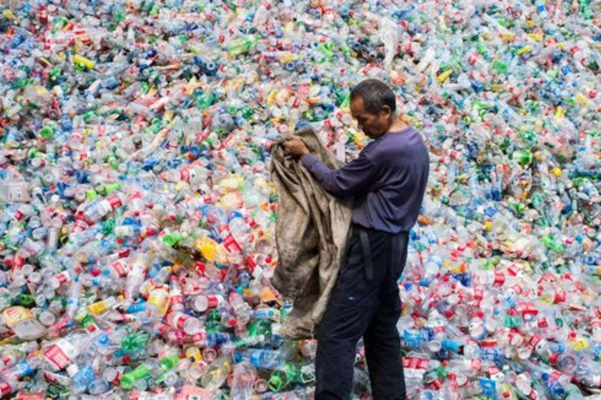 Recycling Industry: रीसाइक्लिंग उद्योग पर GST की मार, पर्यावरण और आर्थिक संकट के बीच झूल रहे