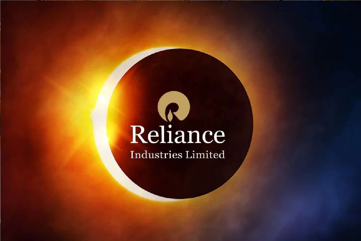 रूसी तेल पर प्रतिबंधों के प्रभाव का आकलन कर रही रिलायंस इंडस्ट्रीज, सरकार के कदमों का है इंतजार