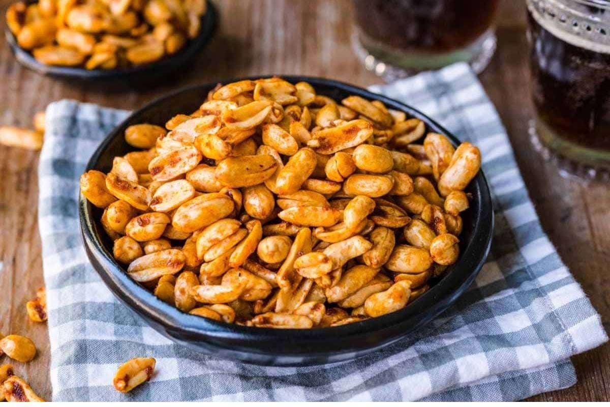 Roasted Peanut Recipe: ब्लैक पेपर और नींबू फ्लेवर से बनाएं टेस्टी स्नैक, चाय का मज़ा होगा दोगुना