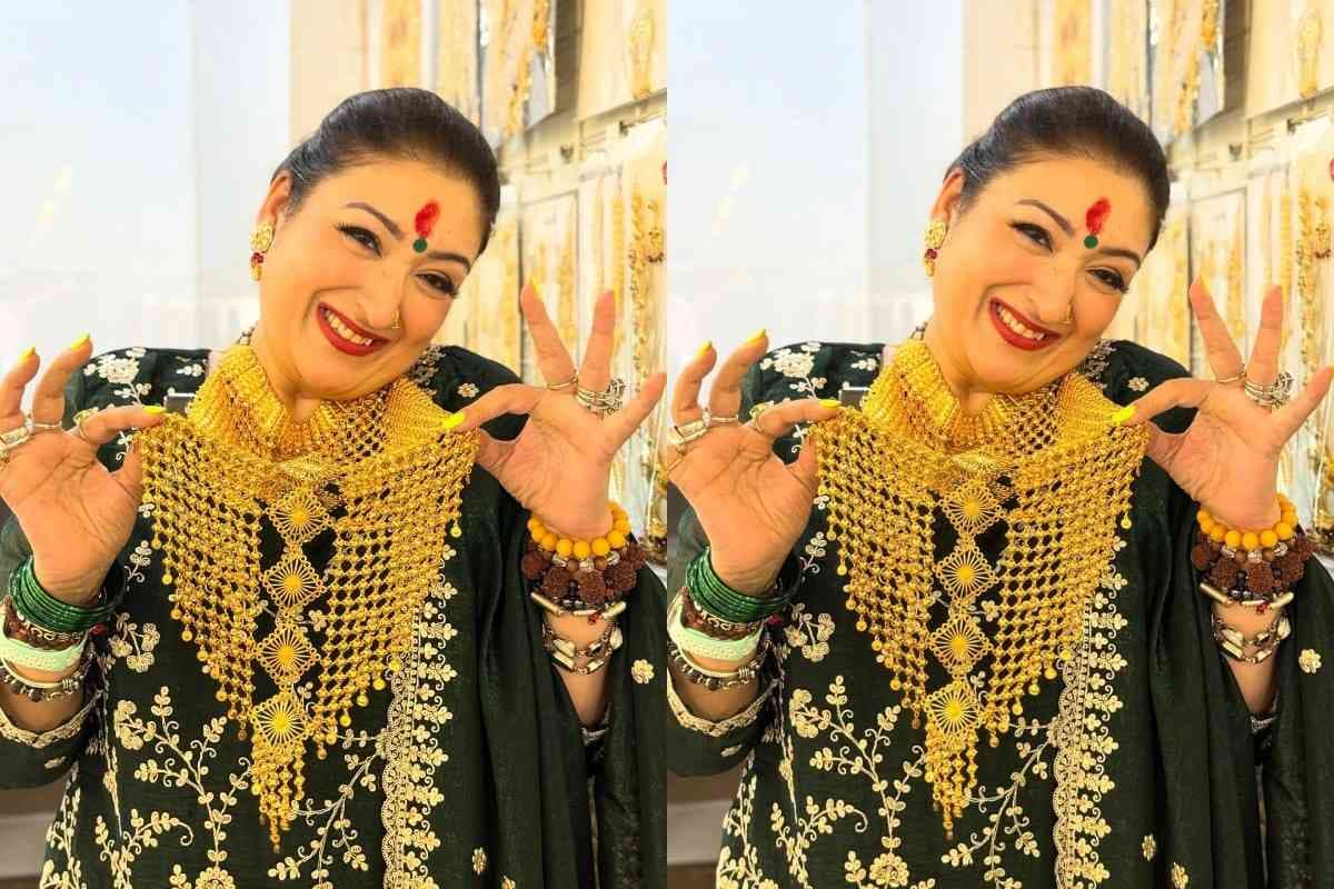 Karwa Chauth: गोविंदा ने करवा चौथ पर वाइफ सुनीता को दिया ये अनमोल तोहफा, स्टार वाइफ ने किया फ्लॉन्ट