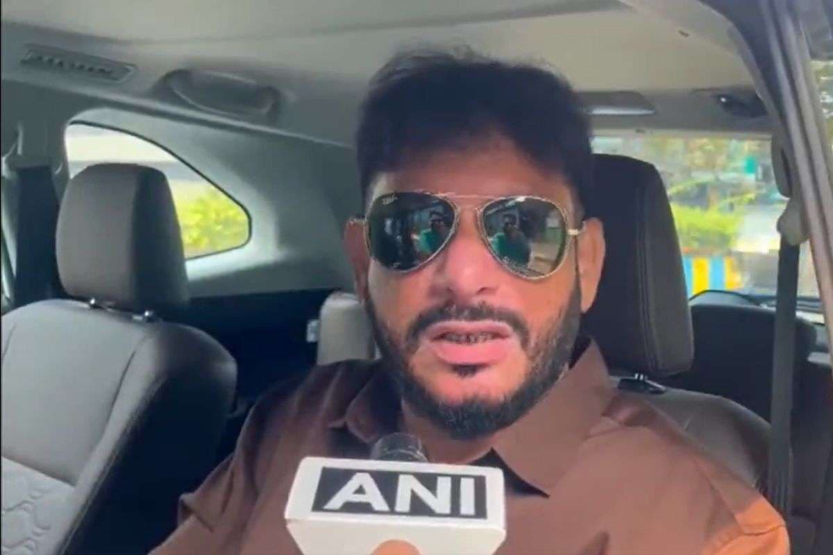 Namaz At Shaniwarwada: शनिवार वाडा में महिलाओं के नमाज पर बवाल, हिंदू संगठनों का प्रदर्शन, वारिस पठान ने BJP पर बोला हमला