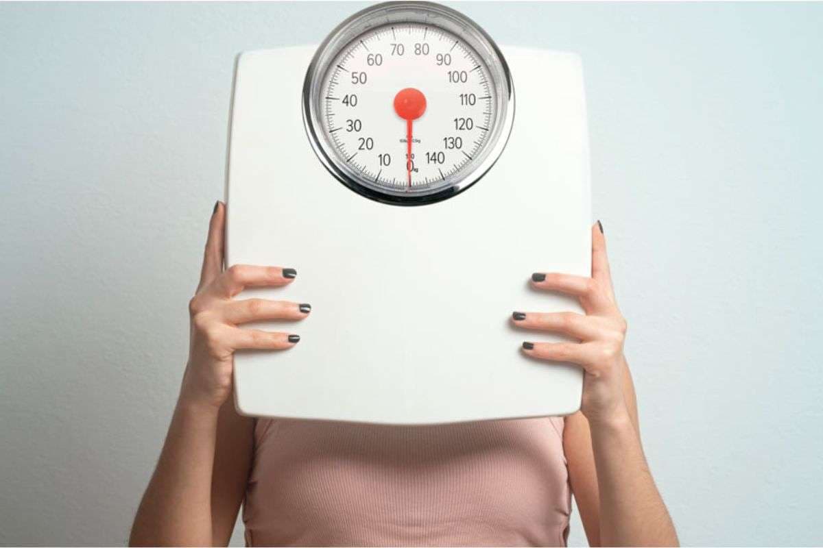 Weight Loss Tips: 21 दिन में स्लिम फीगर पाने के लिए अपनाएं बस 3 आसान ट्रिक्स Weight Loss Tips: 21 दिन में स्लिम फीगर पाने के लिए अपनाएं बस 3 आसान ट्रिक्स