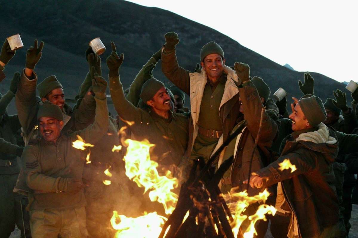 120 Bahadur के कलाकारों को मिला हॉलीवुड स्टाइल वॉर ट्रेनिंग, डायरेक्टर ने फिल्म मेकिंग को लेकर किए जबरदस्त खुलासे