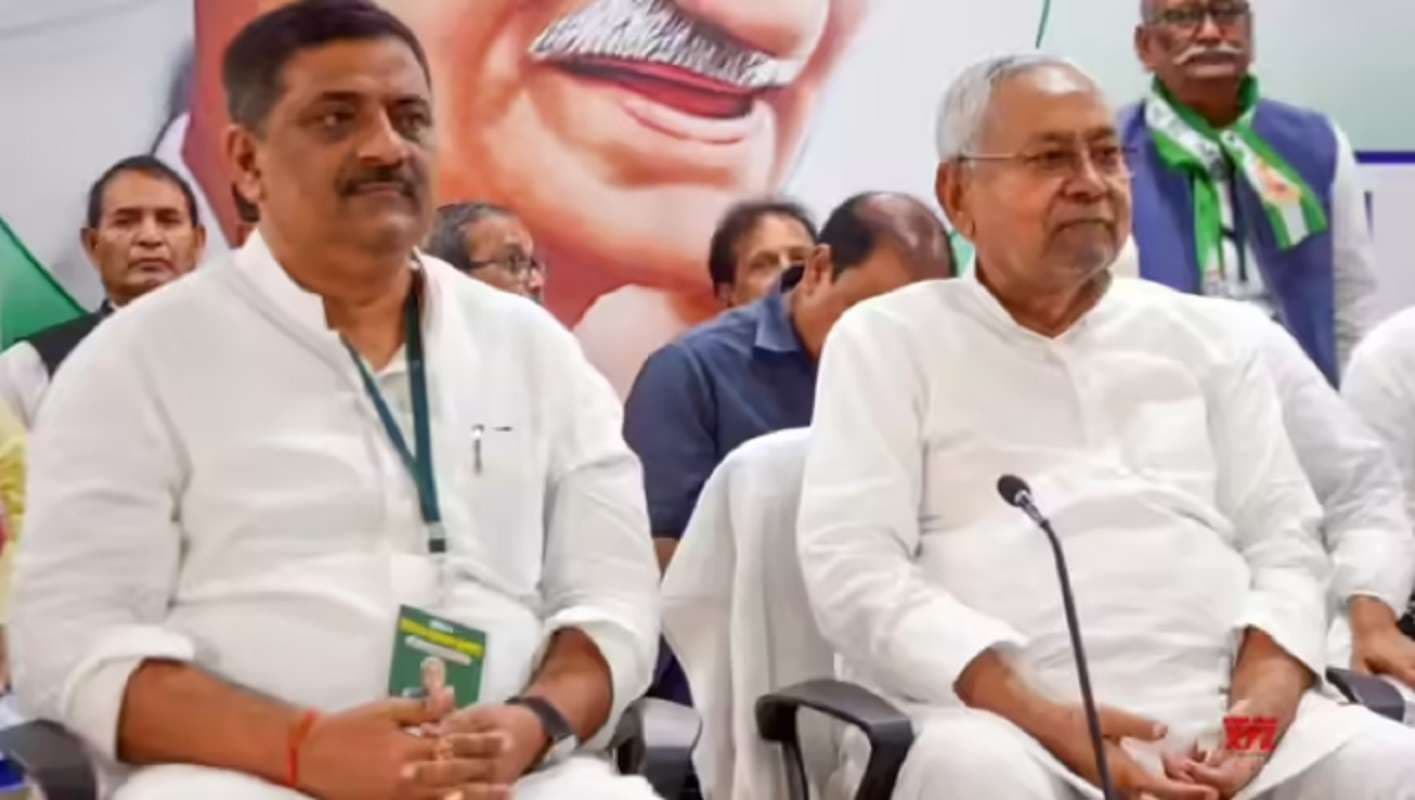 Bihar Election: नीतीश कुमार ने बुलाई JDU की अहम बैठक, NDA में सीट शेयरिंग पर होगा अंतिम फैसला