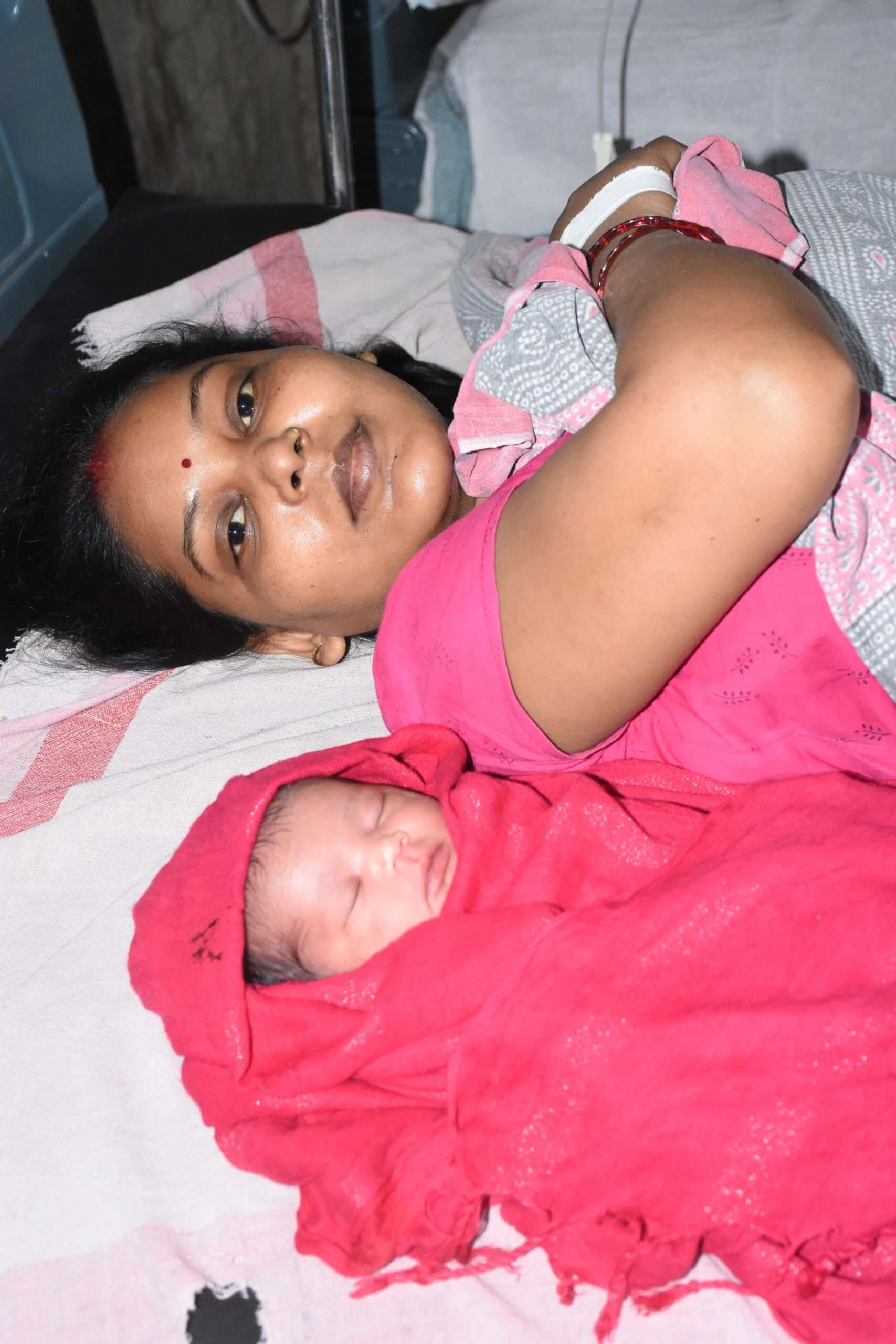 Dhanbad News: नवरात्र पर एसएनएमएमसीएच में 58 बेटियों ने लिया जन्म