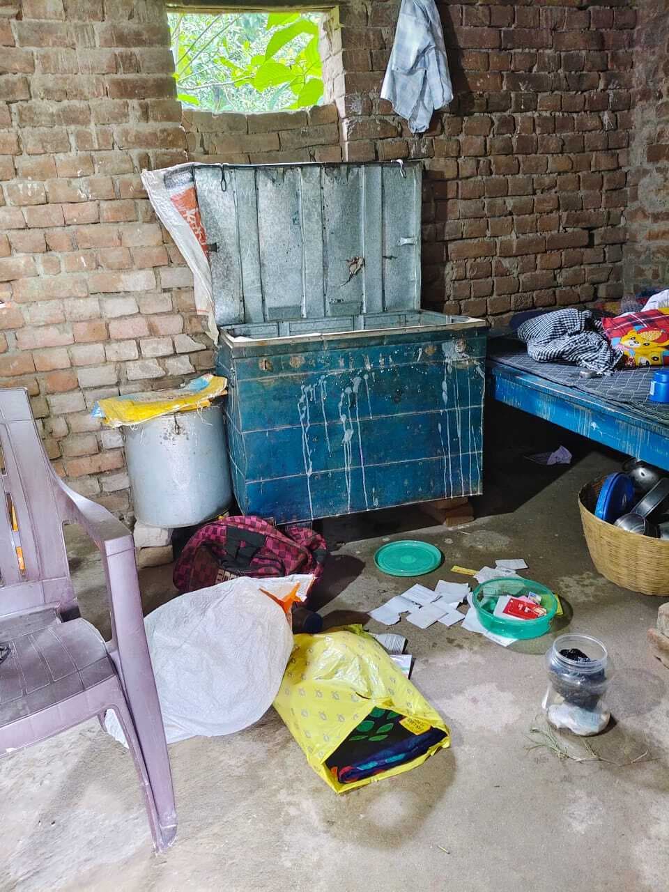 गृह स्वामी गये दुर्गा पूजा के मेला देखने, पीछे चोरों ने घर में कर ली चोरी