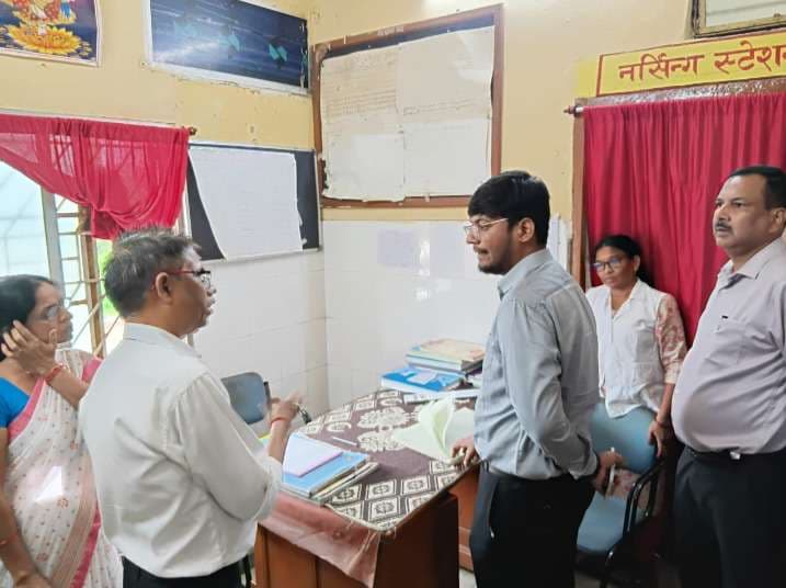 प्रसव कक्ष की साफ सफाई पर दें ध्यान : एसडीओ