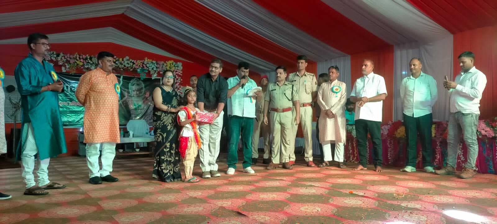 Samastipur News:नृत्य प्रतियोगिता में रिद्धिमा रही अव्वल