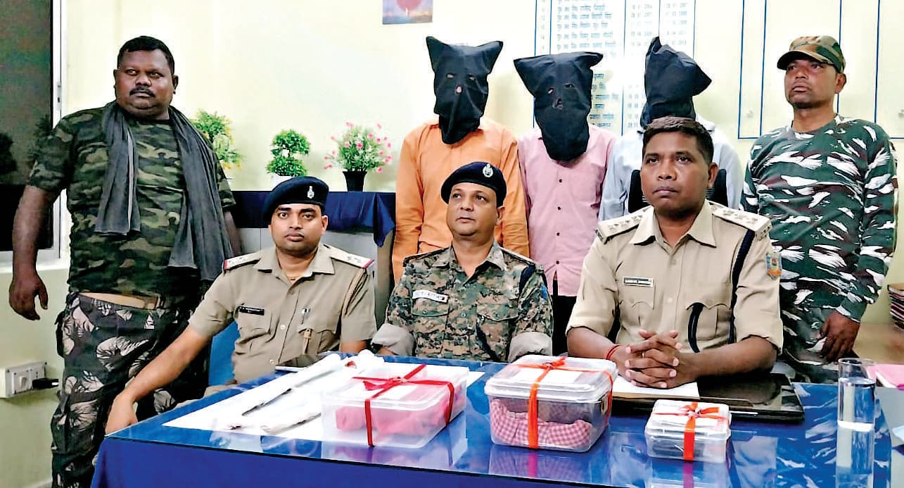 Seraikela Kharsawan News : बाइधर हत्याकांड में तीन गिरफ्तार