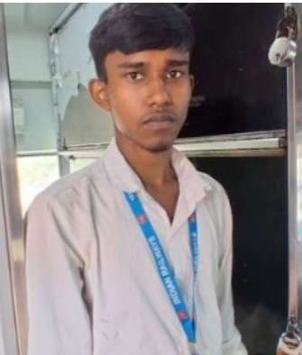 Jamshedpur News : बक्सर-टाटा सुपरफास्ट ट्रेन से कंबल लूटकर ले गये बदमाश