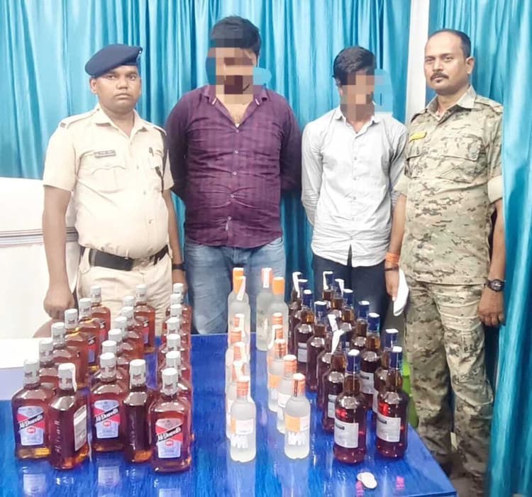 शराब के साथ जहानाबाद के दो युवक गिरफ्तार