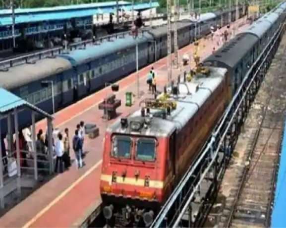 Jamshedpur news. नवंबर में अलग-अलग तिथियों में रद्द रहेंगी 25 जोड़ी एक्सप्रेस ट्रेनें