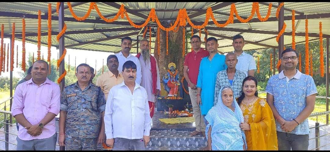 हिंडालको सीएसआर से मंदिर का जीर्णोद्धार कराया