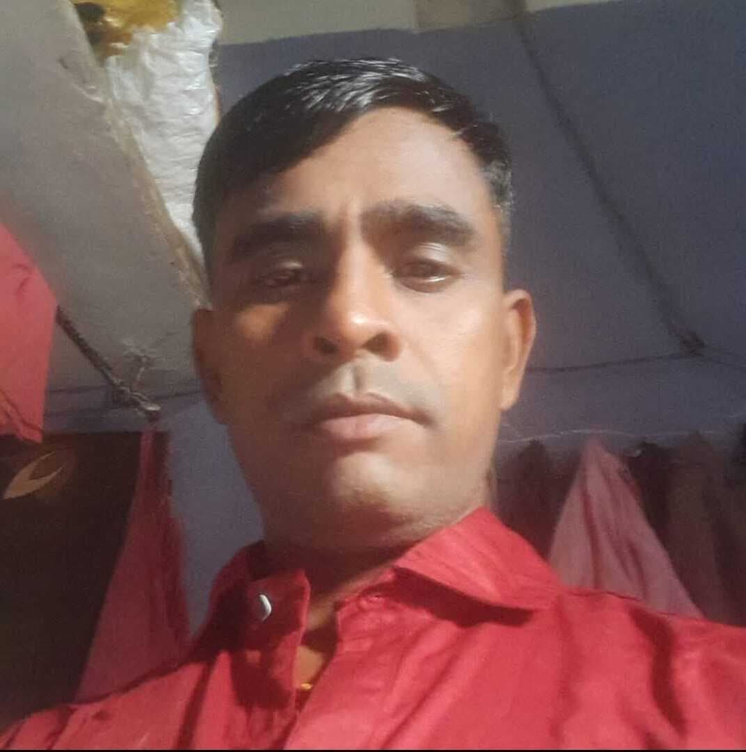 दो बच्चों के पिता ने फांसी लगाकर दी जान, गांव में छाया मातम