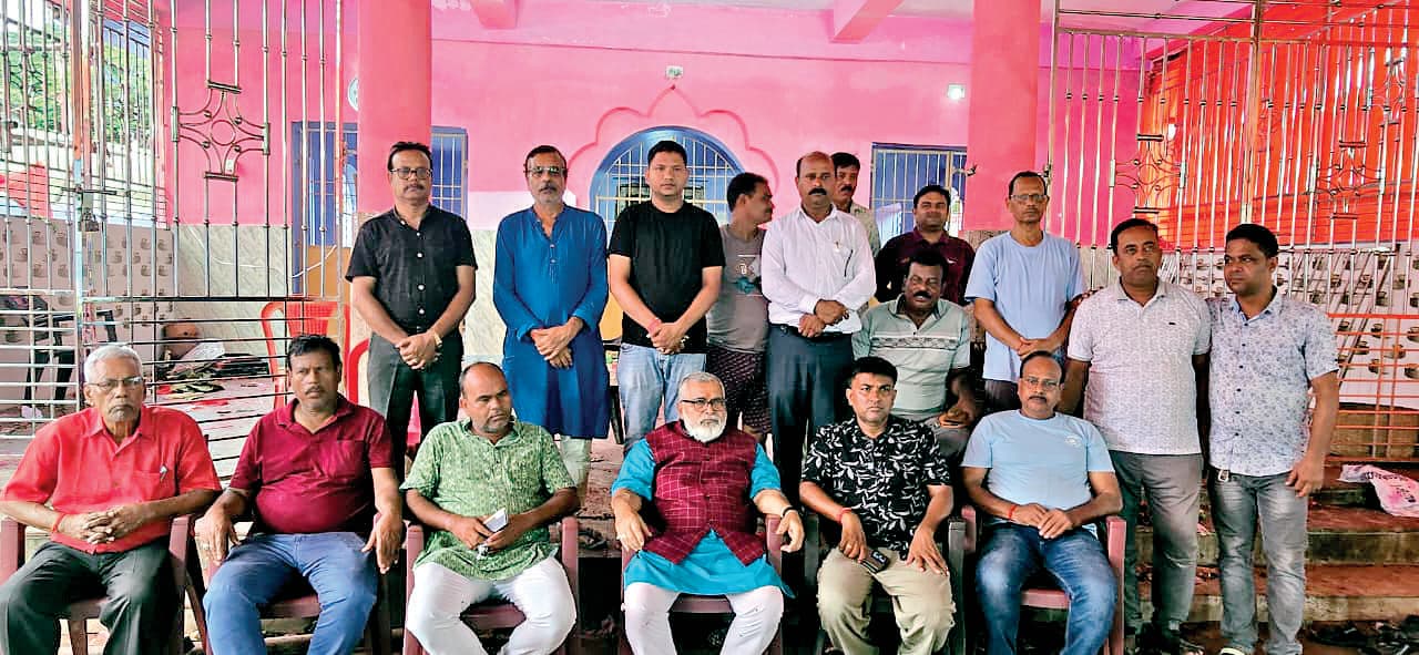 Chaibasa News : विसर्जन के दौरान प्रशासन ने बाटा रोड को खाली नहीं कराया : अशोक