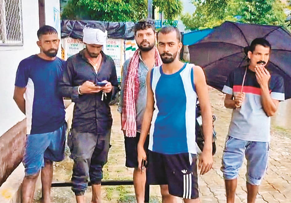 Bojpur News : कारीसाथ में रिटायर हवलदार की सोयी अवस्था में गोली मारकर हत्या