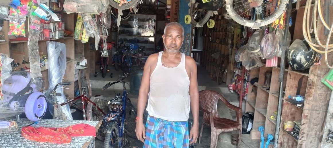 हरगम्मा मोड़ पर साइकिल दुकान से नकदी समेत सामानों की चोरी