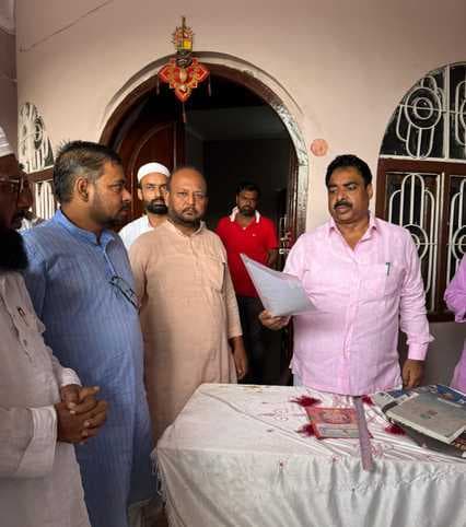 मंत्री से मिला मदरसा शिक्षक संघ का प्रतिनिधिमंडल, डिग्री पर लगी रोक हटाने की मांग