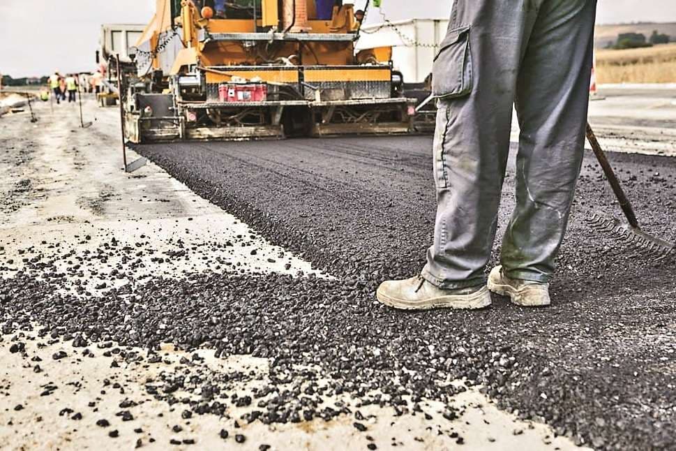 Ranchi News : बारिश रुकने का इंतजार, शहर की 50 सड़कें होंगी दुरुस्त