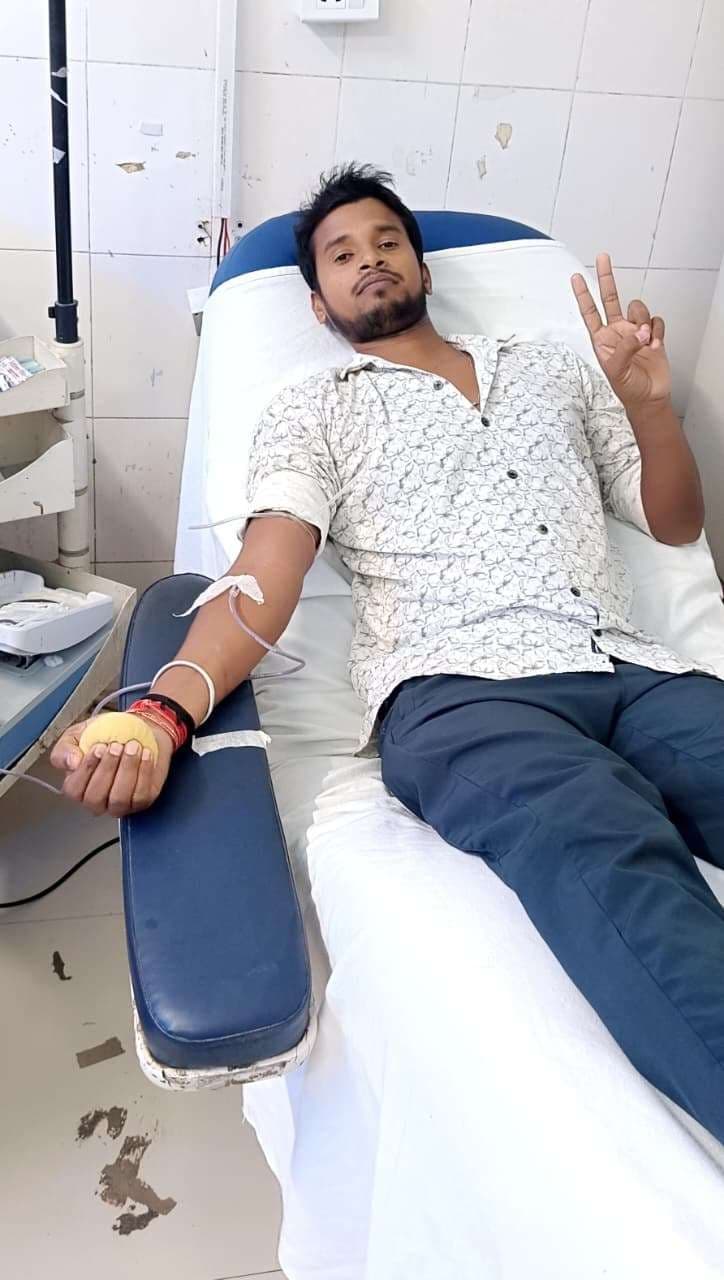 रक्तदान के लिए गये डोनर को पानी तक नहीं पूछा