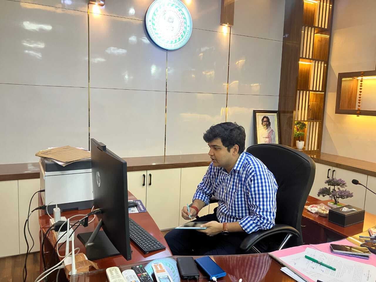 मैट्रिक-इंटरमीडिएट परीक्षा में शत-प्रतिशत परिणाम के लिए करें मेहनत: डीसी